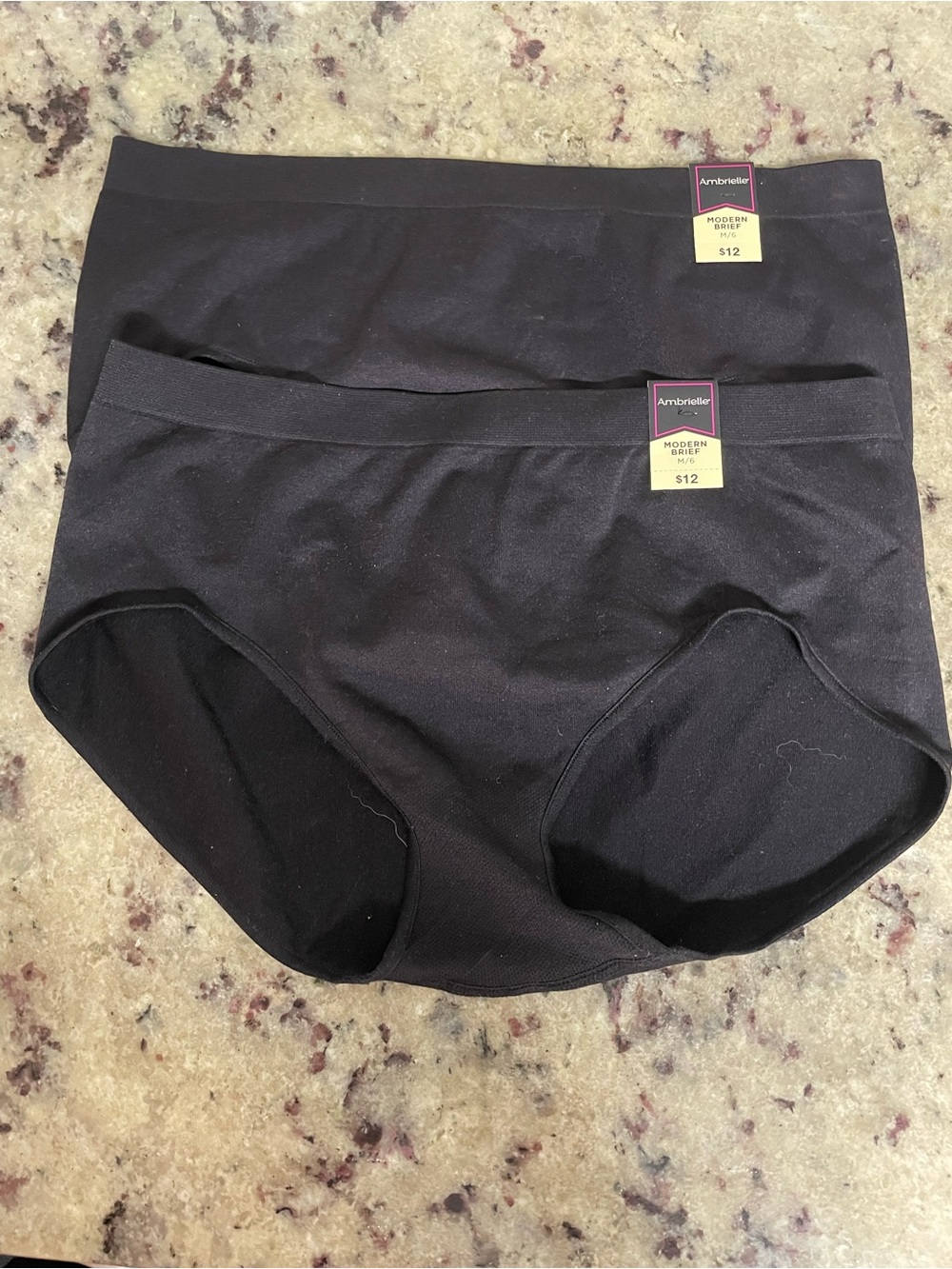 New Ambrielle Black Full Coverage modern Briefs - 2 Pack Medium 6 silky stretch